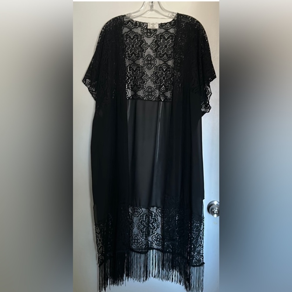 David &Young cardigan with black lace detail